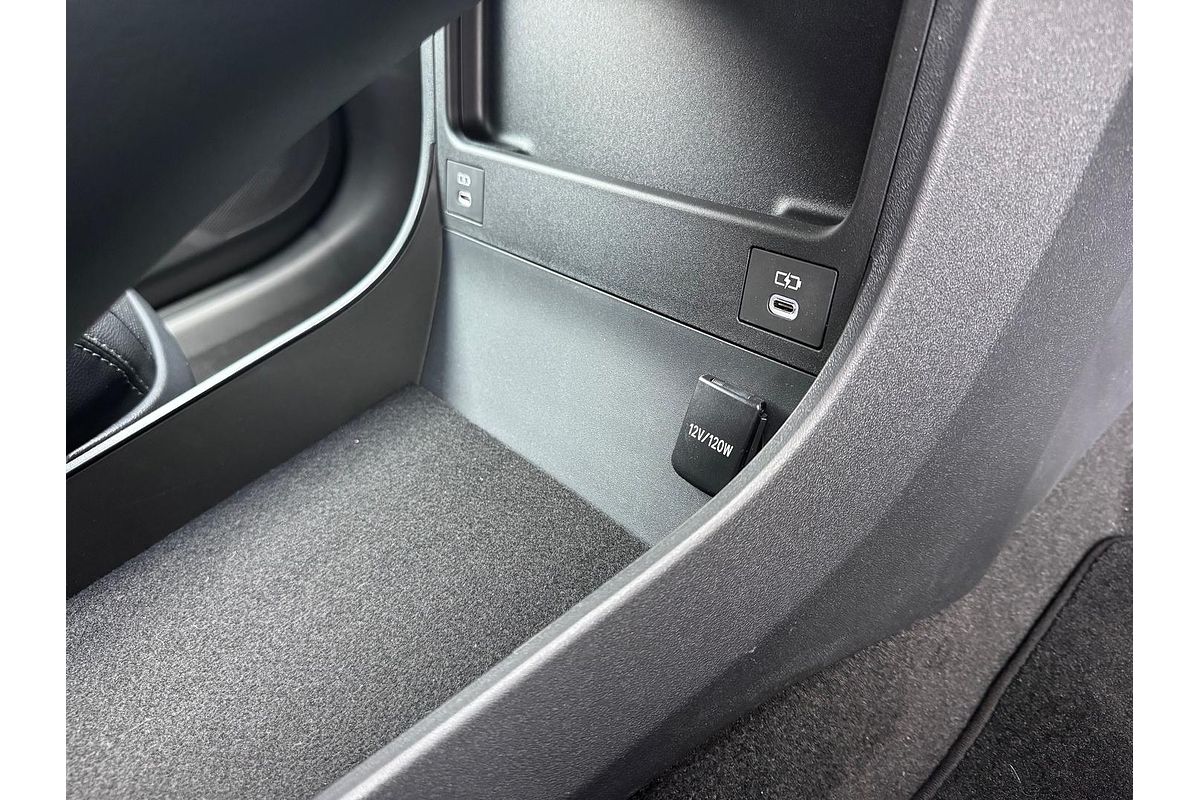 2025 Subaru Solterra AWD Touring E1-1