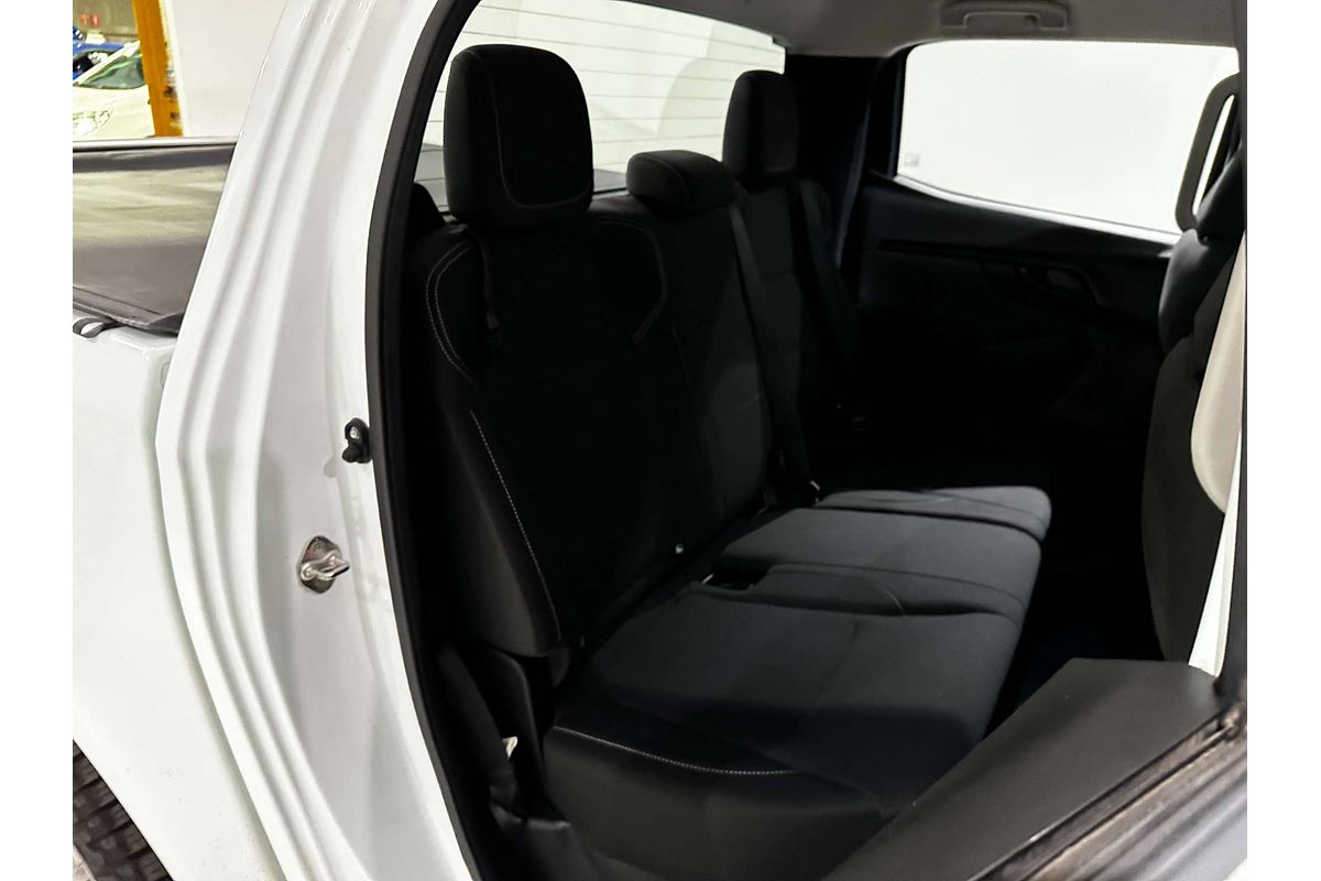 2021 Isuzu D-MAX SX High Ride  Rear Wheel Drive