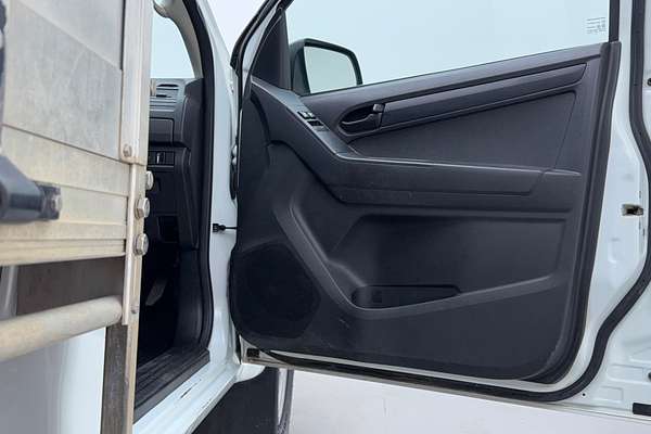 2018 Isuzu D-MAX SX High Ride Rear Wheel Drive