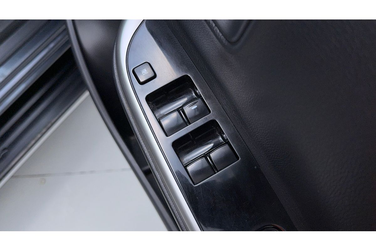 2019 Mitsubishi Triton GLS Premium MR 4X4