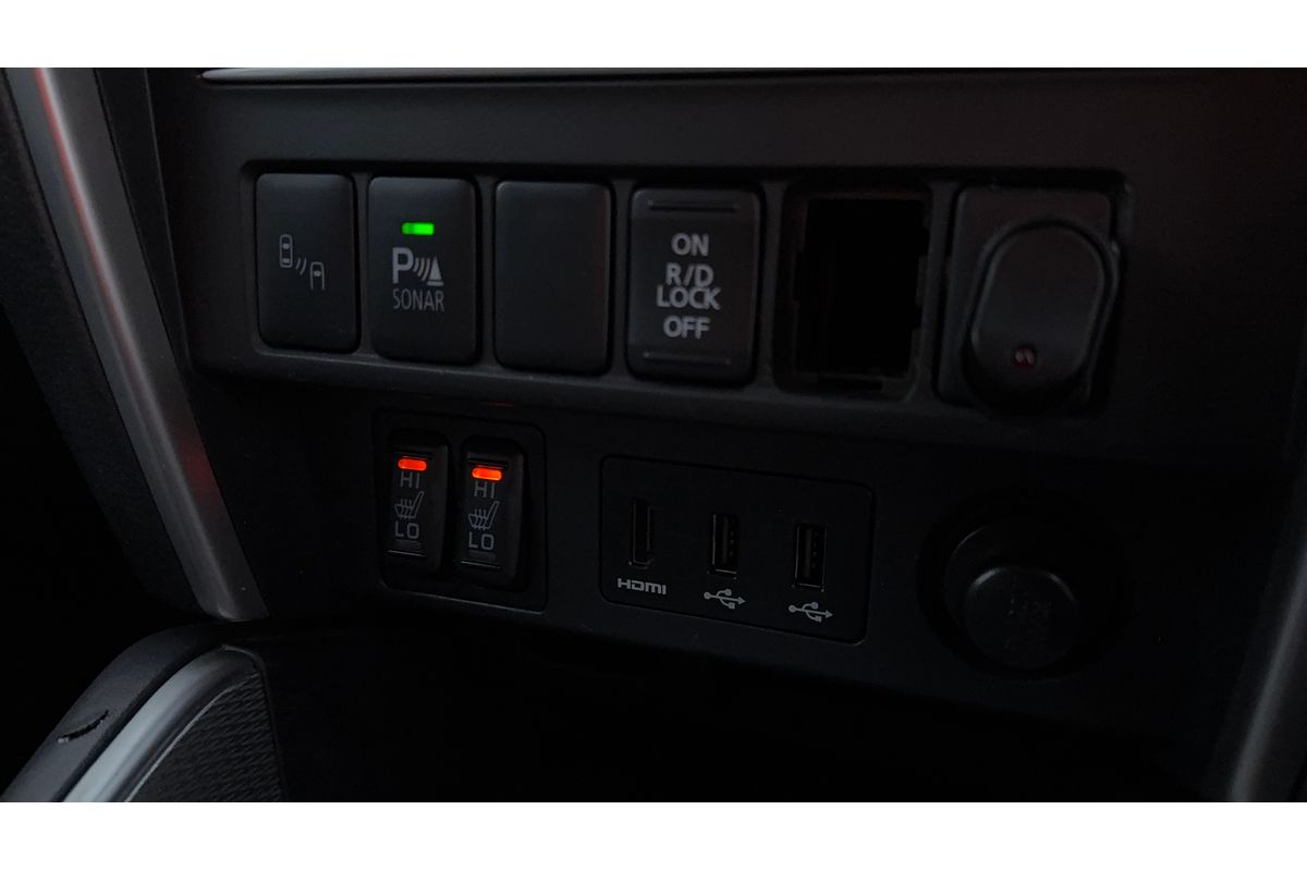 2019 Mitsubishi Triton GLS Premium MR 4X4