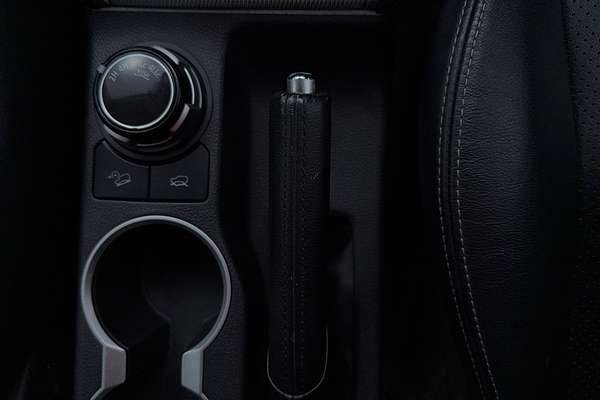 2019 Mitsubishi Triton GLS Premium MR 4X4