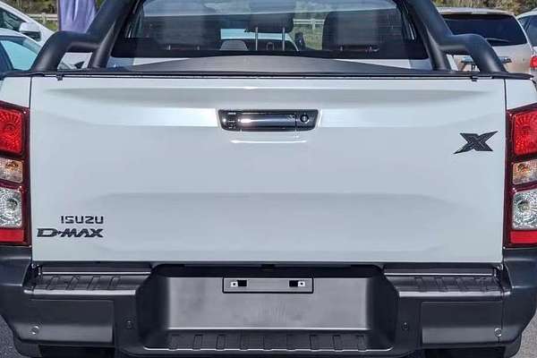2025 Isuzu D-MAX X-RIDER 4X4