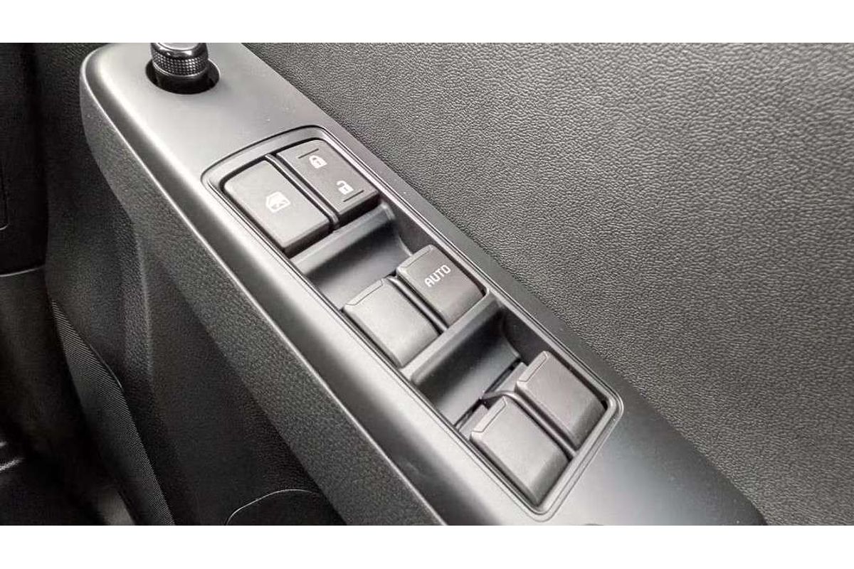 2025 Isuzu D-MAX X-RIDER 4X4