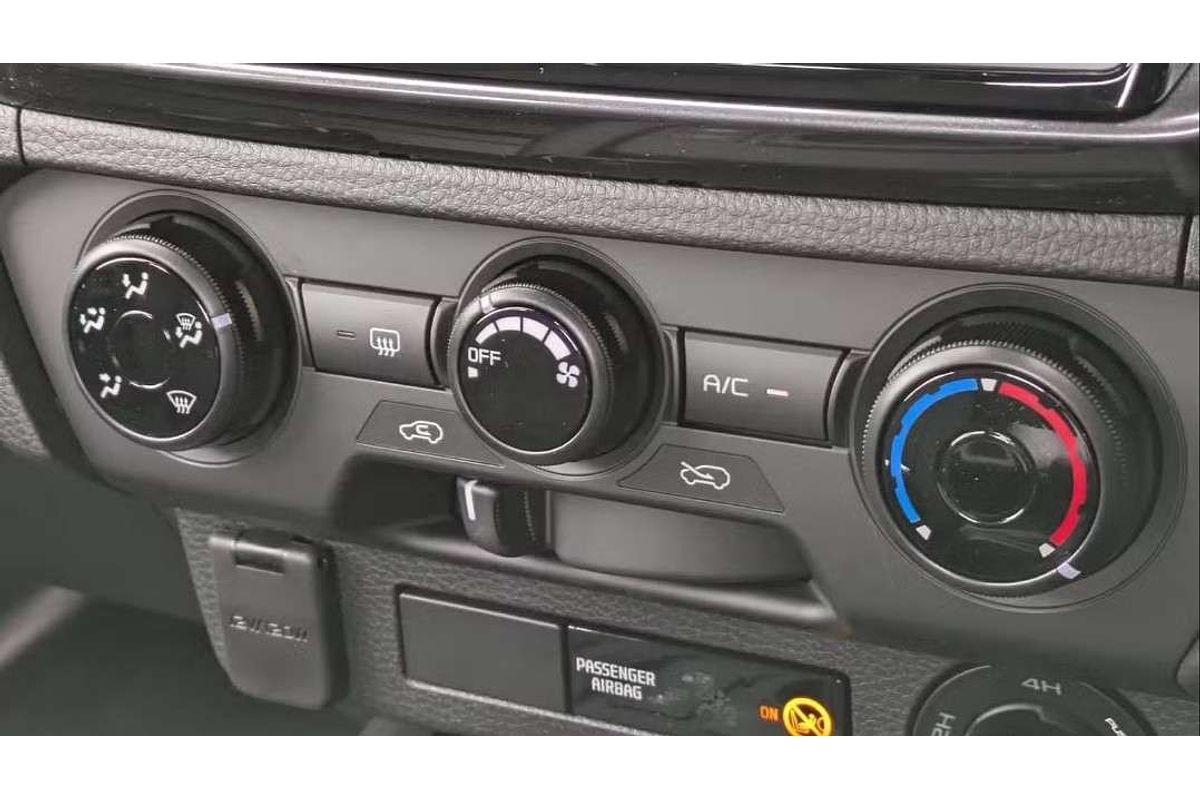 2025 Isuzu D-MAX X-RIDER 4X4