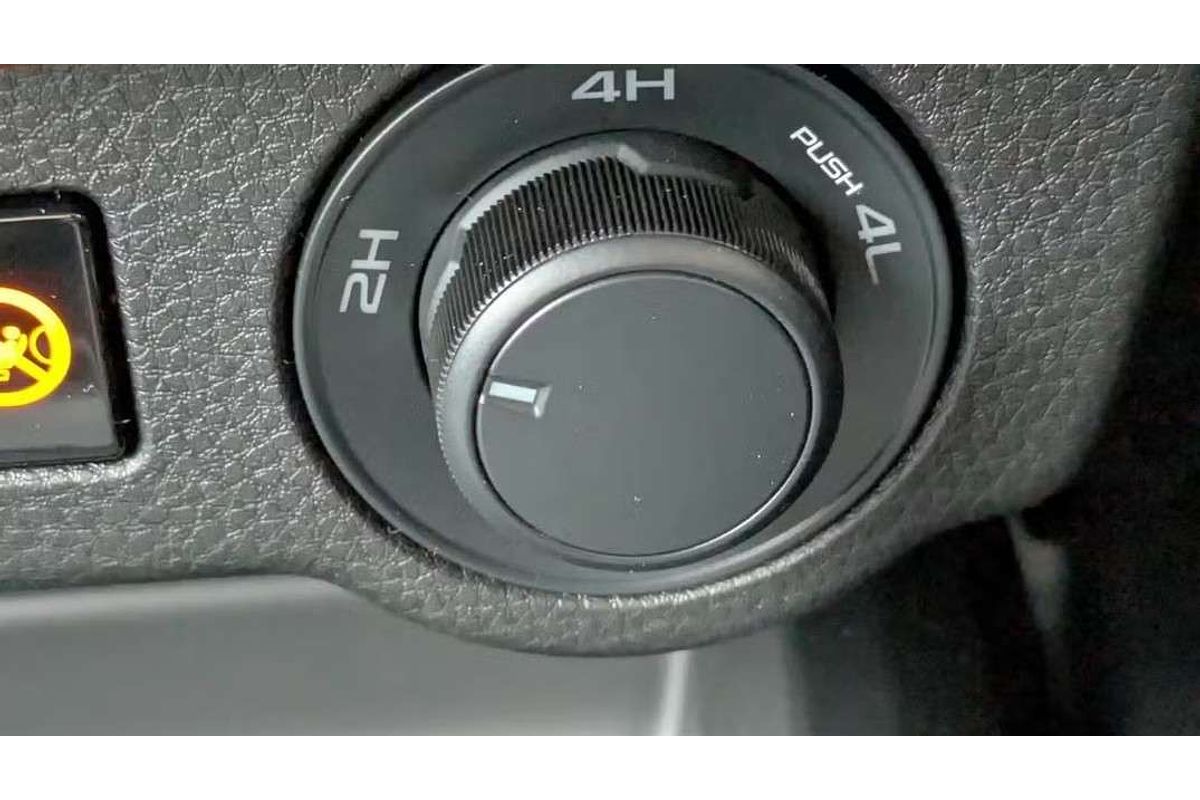 2025 Isuzu D-MAX X-RIDER 4X4