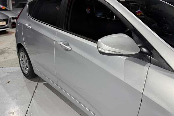 2016 Hyundai Accent Active RB4