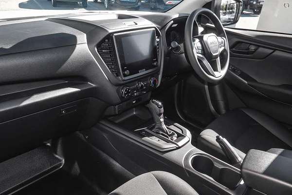 2025 Isuzu D-MAX SX 4X4