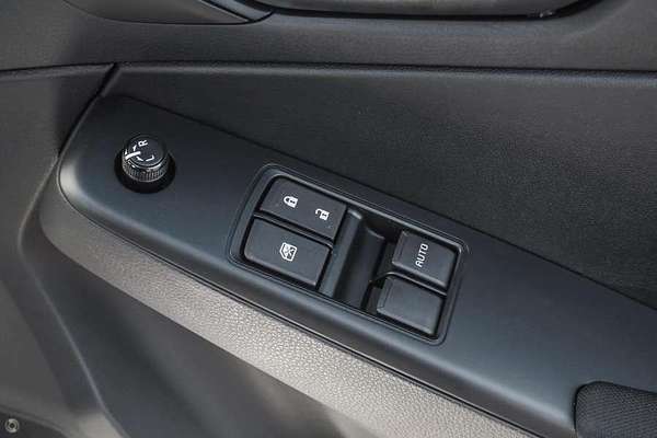 2025 Isuzu D-MAX SX 4X4