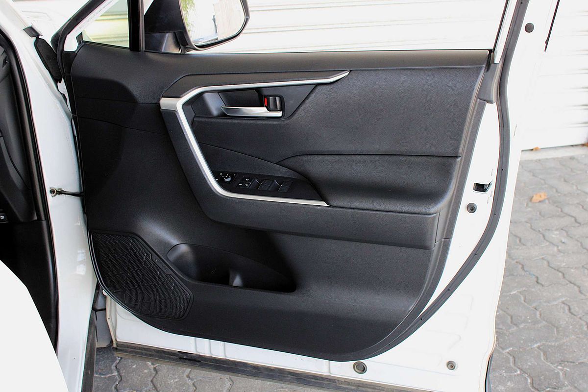 2022 Toyota RAV4 GXL AXAH54R