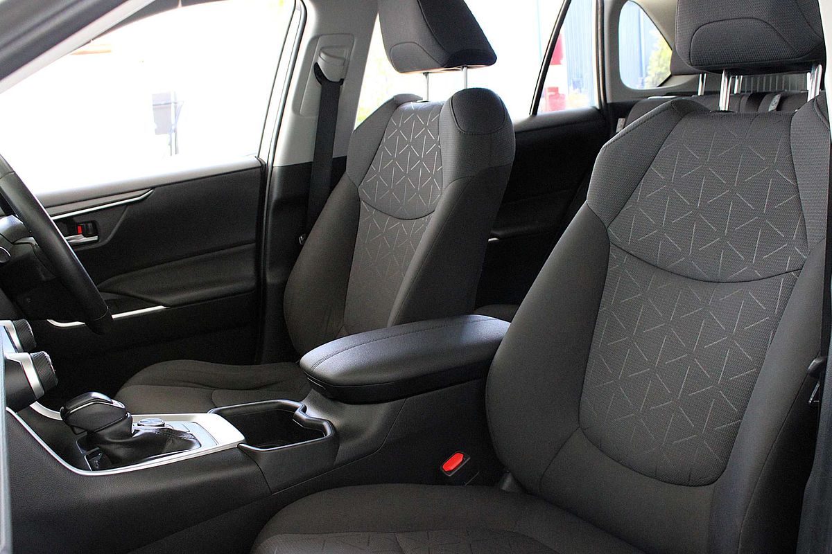 2022 Toyota RAV4 GXL AXAH54R