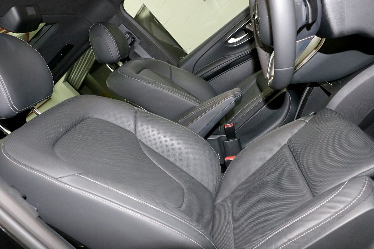2024 Mercedes-Benz V-Class V300 AMG 447 MWB