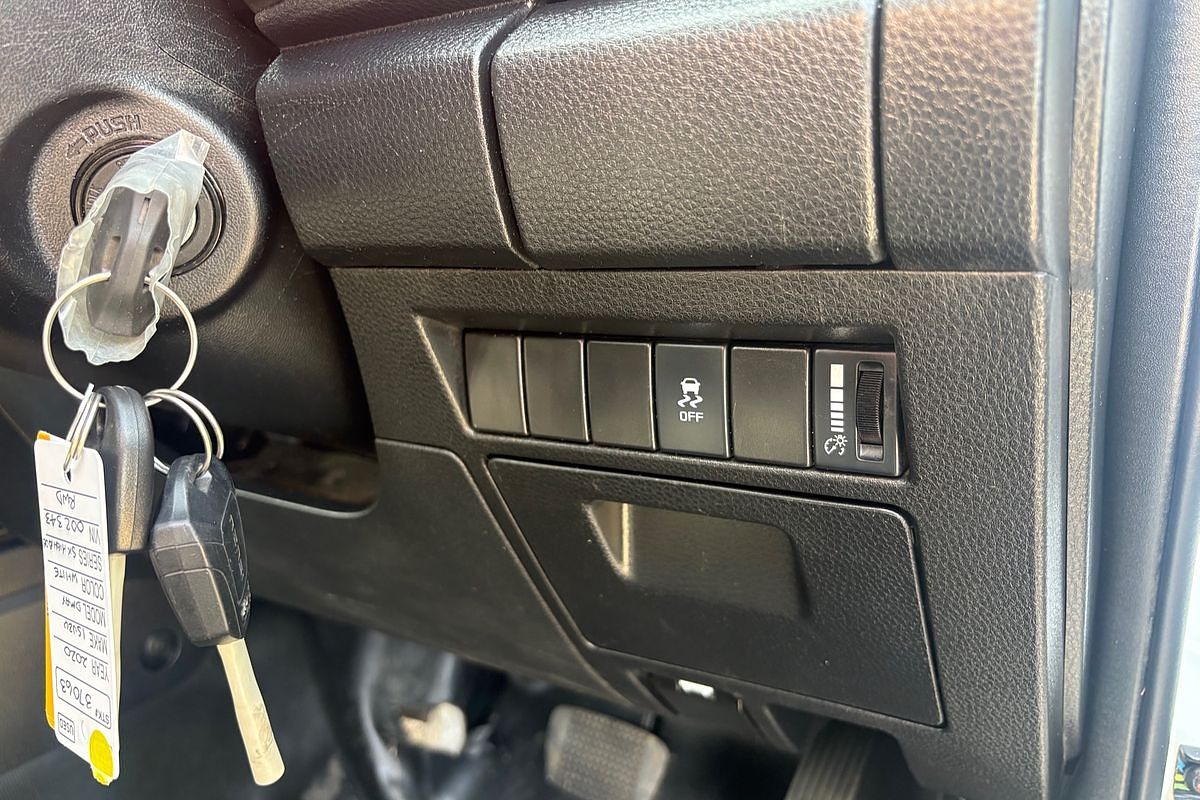 2020 Isuzu D-MAX SX High Ride Rear Wheel Drive