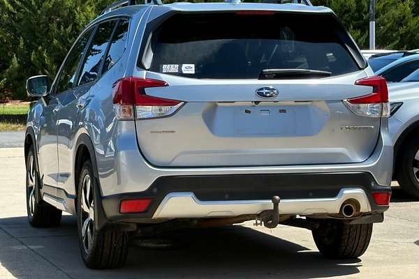 2018 Subaru Forester 2.5i-S S5