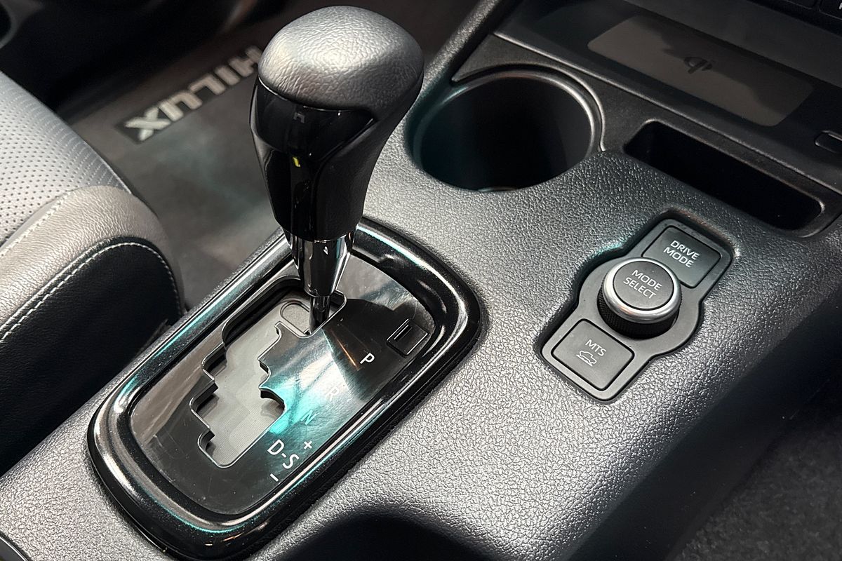 2024 Toyota Hilux Rogue 48V GUN126R 4X4