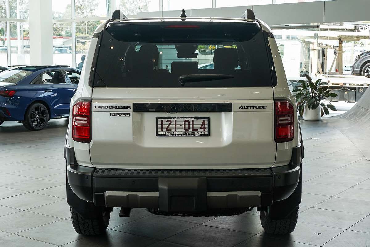 2025 Toyota Landcruiser Prado Altitude GDJ251R