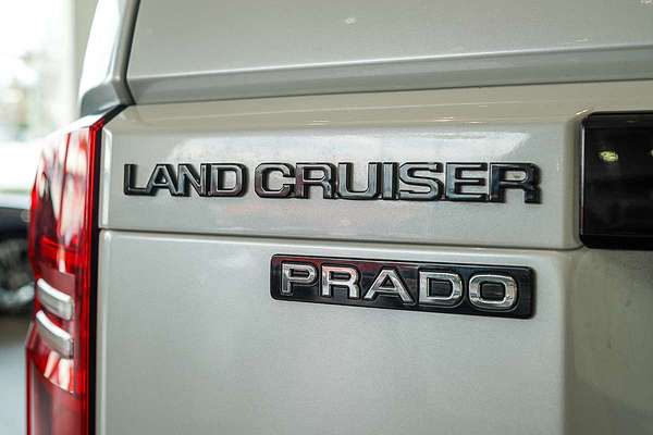 2025 Toyota Landcruiser Prado Altitude GDJ251R