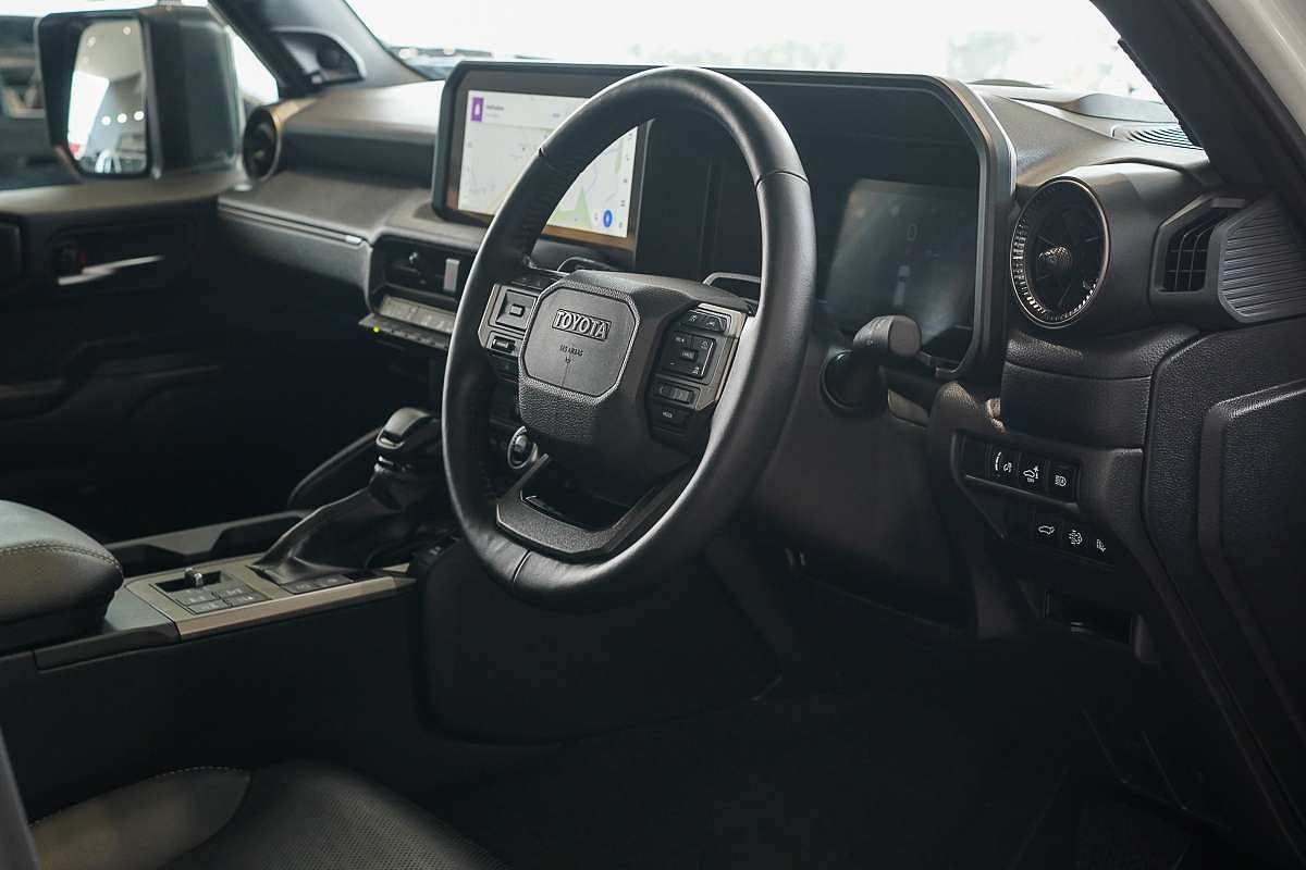 2025 Toyota Landcruiser Prado Altitude GDJ251R