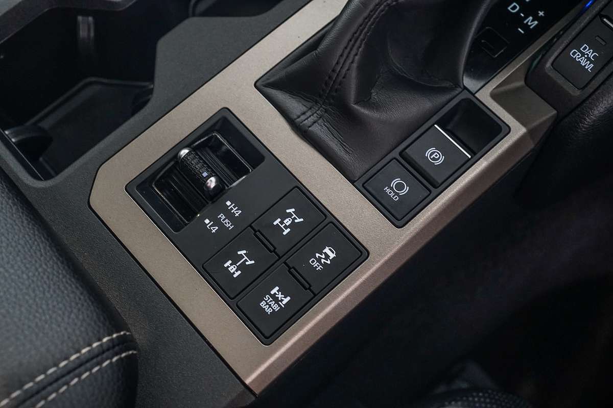 2025 Toyota Landcruiser Prado Altitude GDJ251R