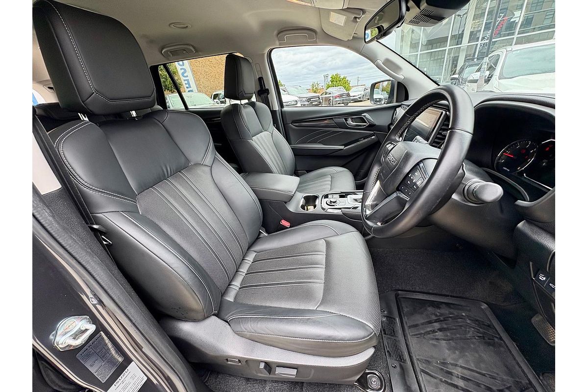 2023 Isuzu MU-X LS-T
