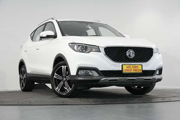 2020 MG ZS Essence AZS1