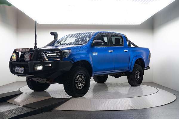 2022 Toyota Hilux SR5 GUN126R 4X4