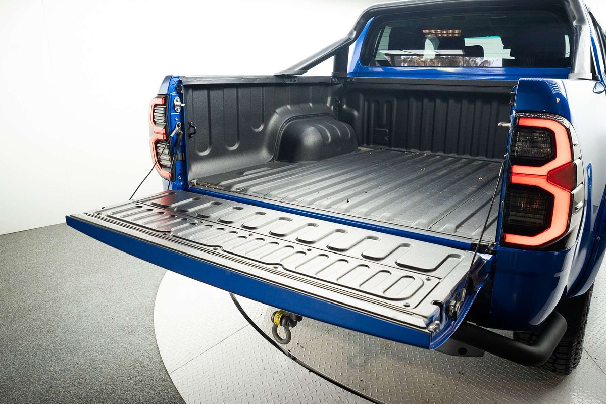 2022 Toyota Hilux SR5 GUN126R 4X4