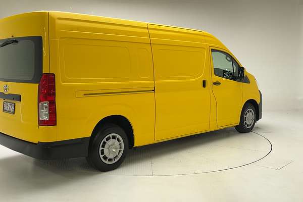 2020 Toyota Hiace GDH320R ELWB High Roof