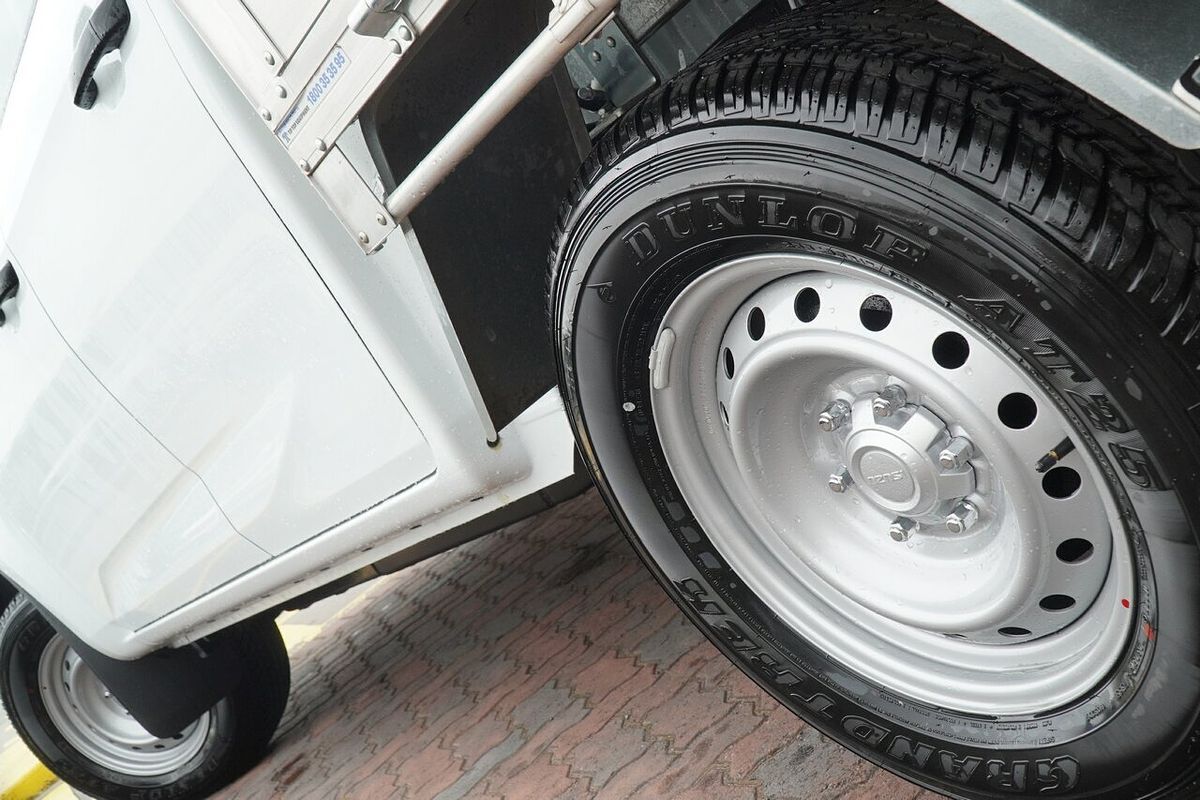 2025 Isuzu D-MAX SX  4X4