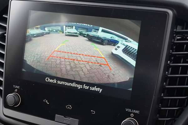 2025 Isuzu D-MAX SX  4X4