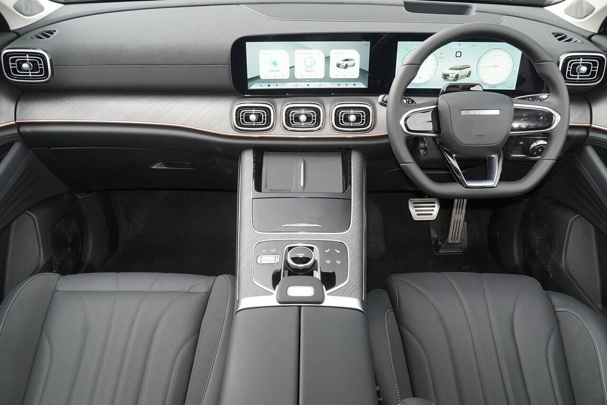 2025 Jaecoo J8 Track