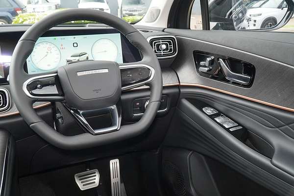 2025 Jaecoo J8 Track