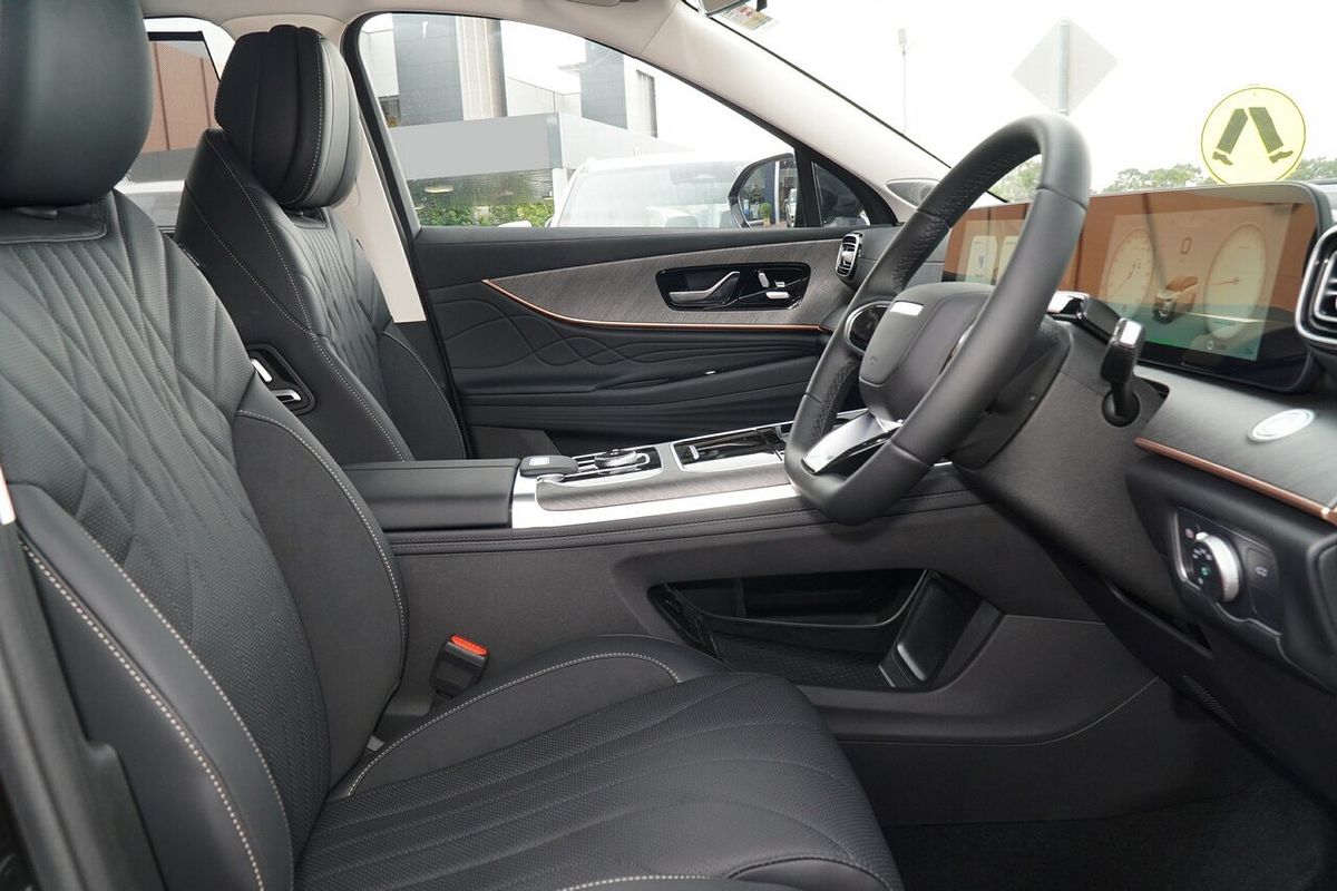 2025 Jaecoo J8 Track