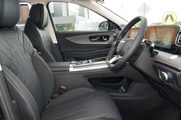 2025 Jaecoo J8 Track