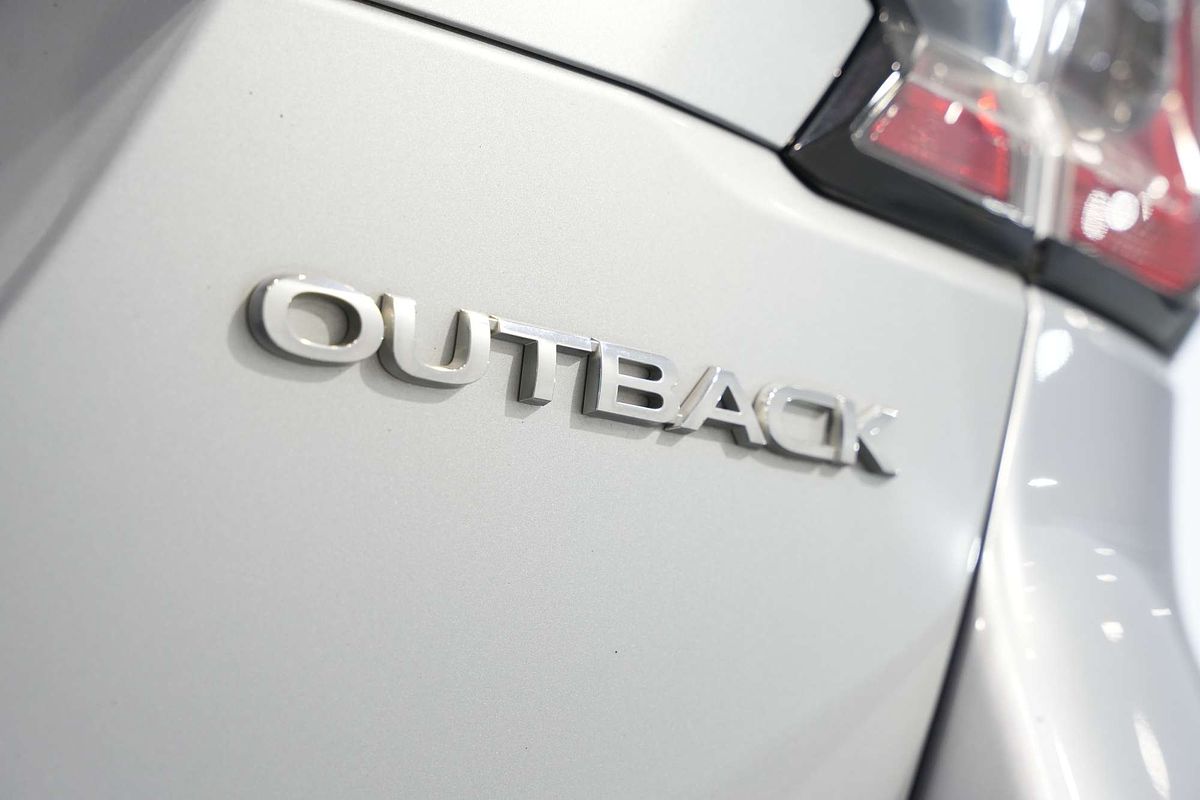 2022 Subaru Outback AWD 6GEN