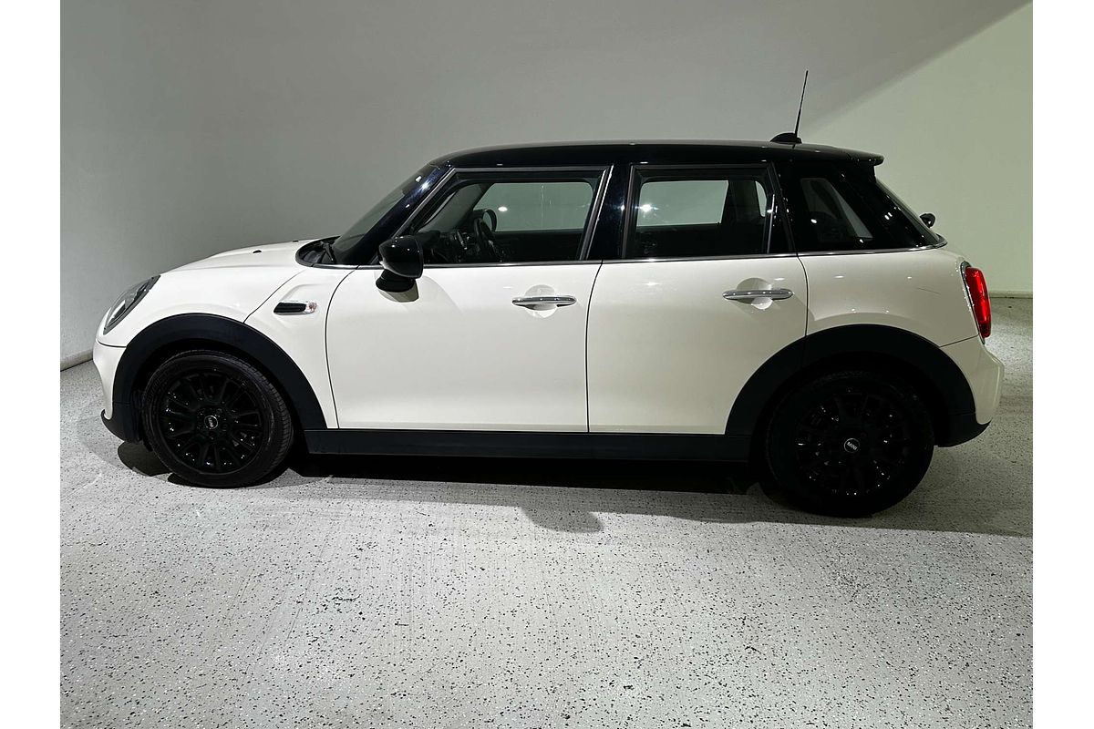 2019 MINI Hatch Cooper F55 LCI