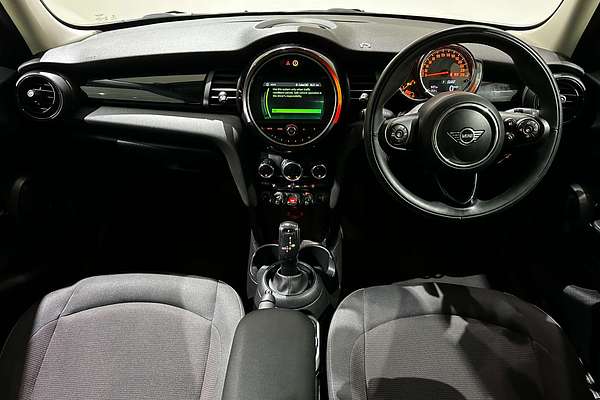 2019 MINI Hatch Cooper F55 LCI