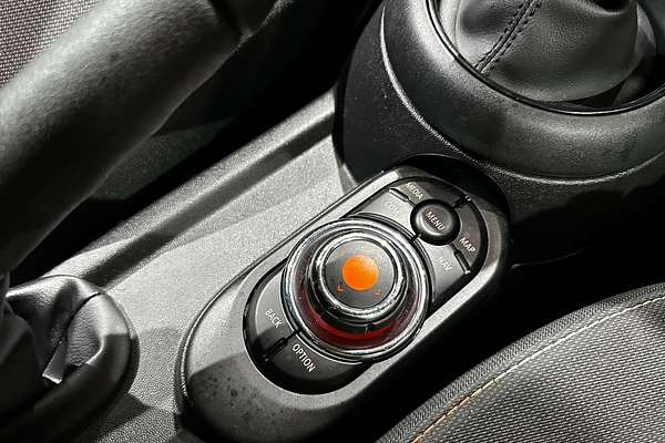 2019 MINI Hatch Cooper F55 LCI