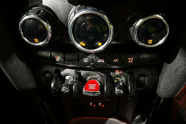 2019 MINI Hatch Cooper F55 LCI