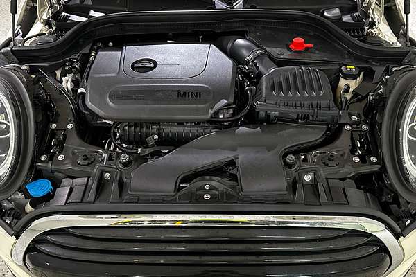 2019 MINI Hatch Cooper F55 LCI