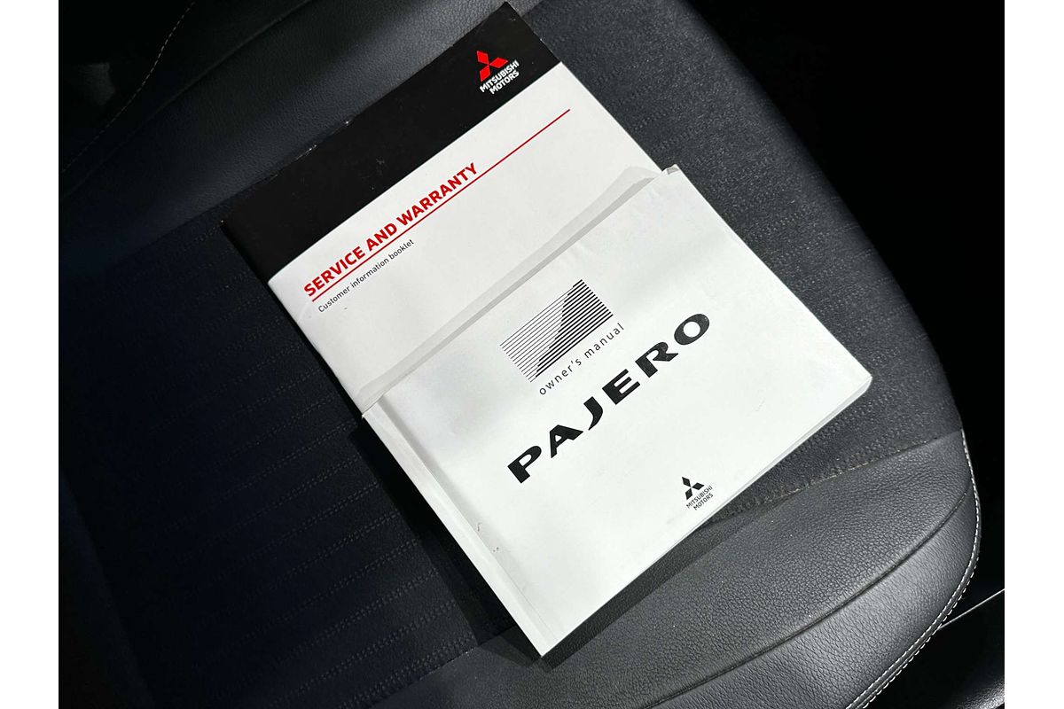 2019 Mitsubishi Pajero GLS NX