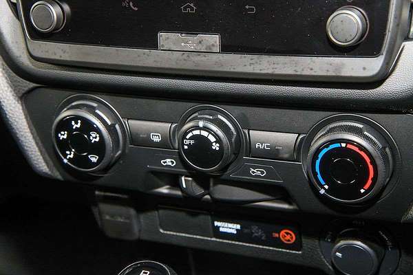 2025 Isuzu D-MAX SX 4X4