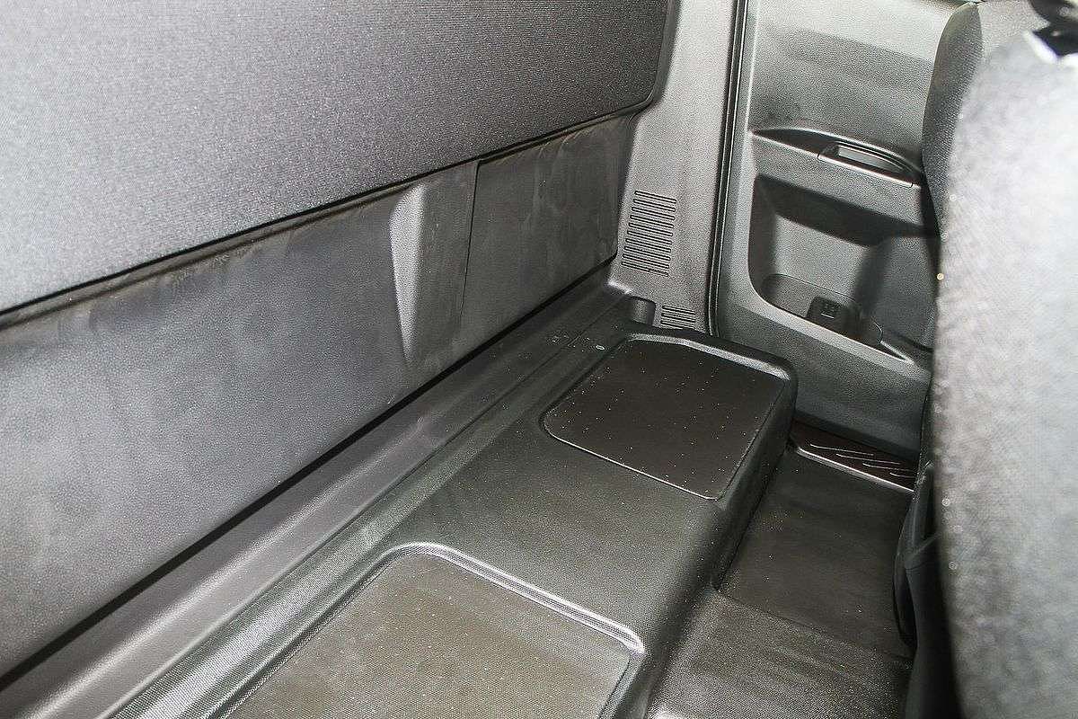 2025 Isuzu D-MAX SX 4X4