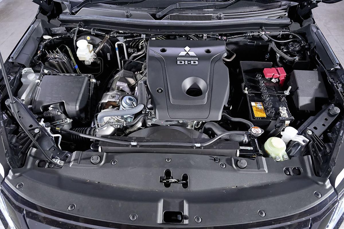 2024 Mitsubishi Pajero Sport GSR QG