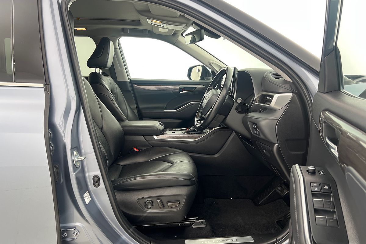 2022 Toyota Kluger Grande AXUH78R