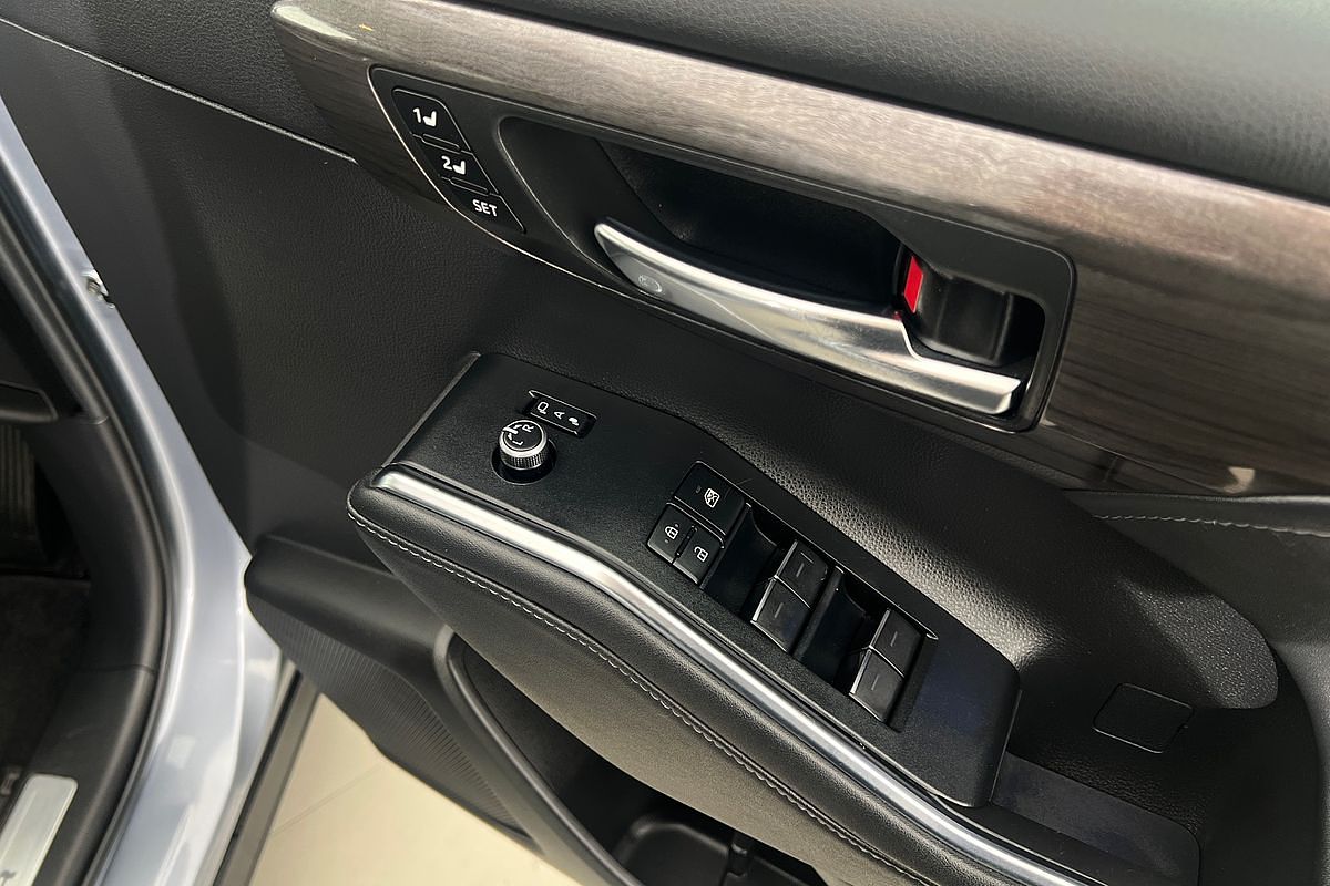 2022 Toyota Kluger Grande AXUH78R