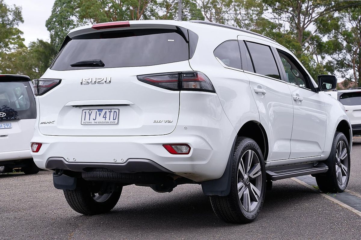 2023 Isuzu MU-X LS-T