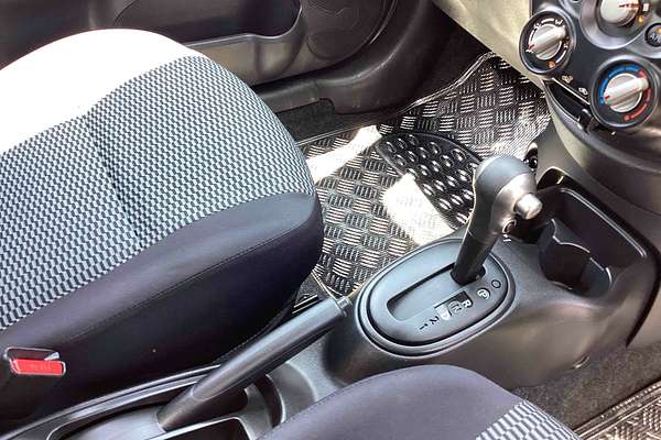 2016 Nissan Micra ST K13