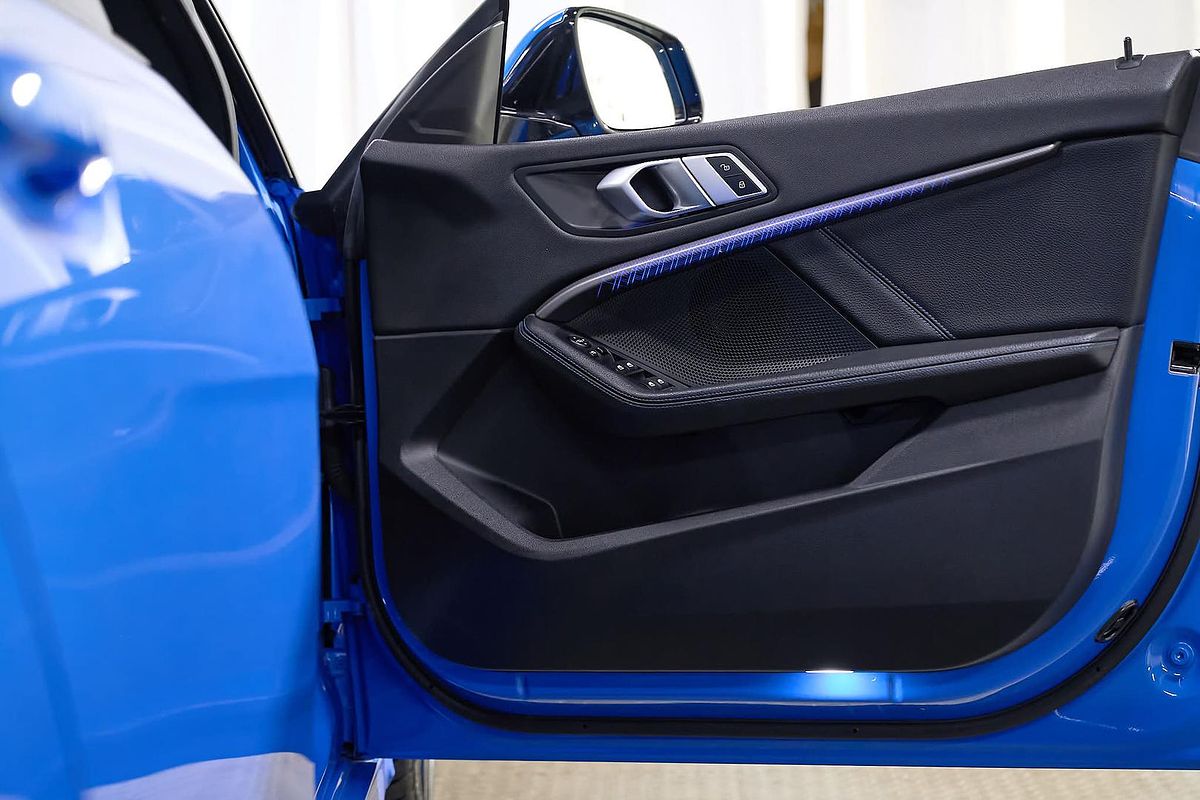 2022 BMW 2 Series 220i M Sport F44