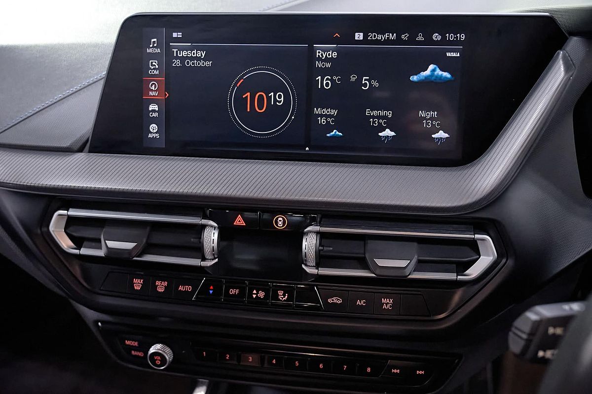 2022 BMW 2 Series 220i M Sport F44